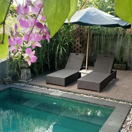 D'Puja Home Stay And Spa Nusa Dua  Exterior foto