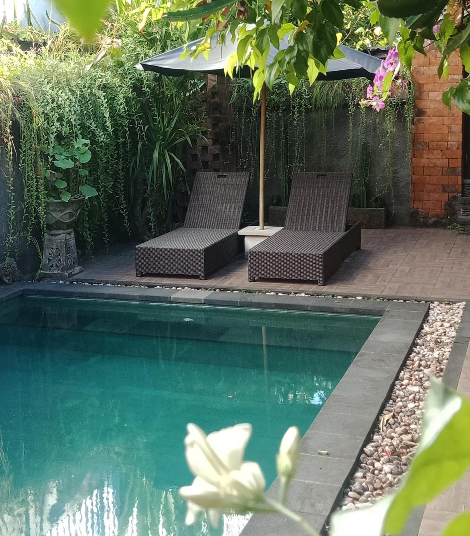 D'Puja Home Stay And Spa Nusa Dua  Exterior foto